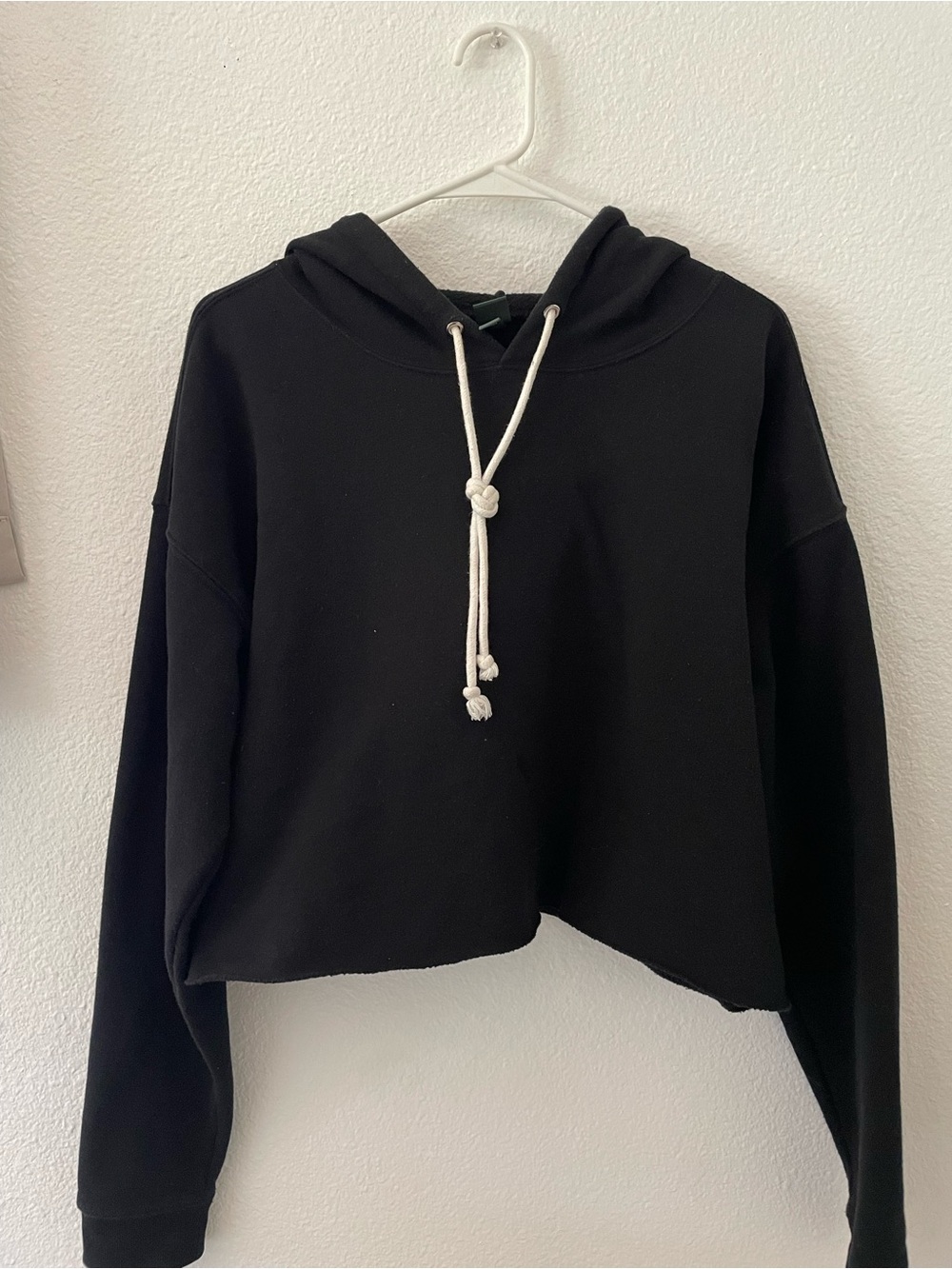 wild fable Black Cropped Hooded Sweatshirt with White Drawstring